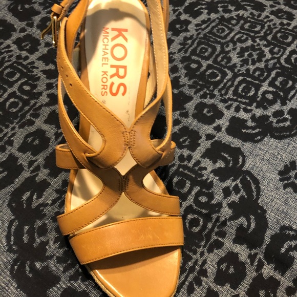 Sandals - Picture 4 of 7